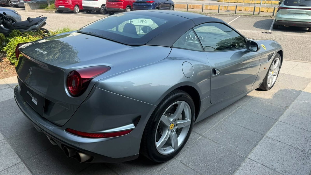 Ferrari California Spider California T DCT (6)