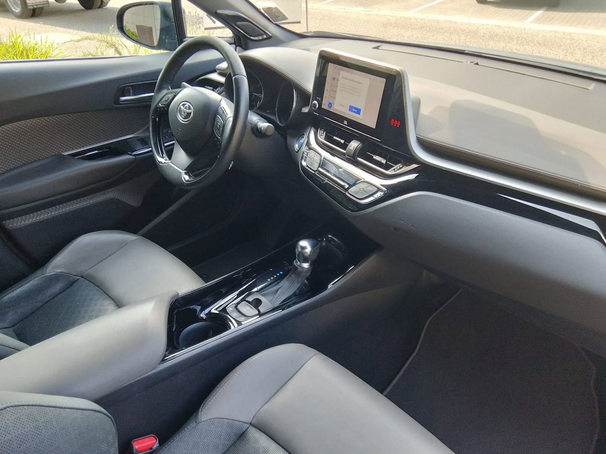 Toyota Toyota C-HR 1.8 Hybrid E-CVT Lounge (14)
