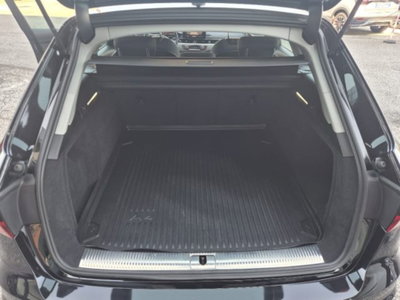Audi A4 Avant 30 TDI/136 CV S tronic Business Advanced (10)