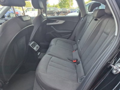 Audi A4 Avant 30 TDI/136 CV S tronic Business Advanced (15)