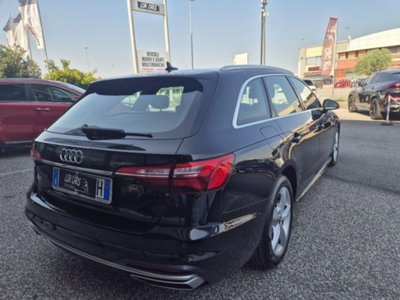 Audi A4 Avant 30 TDI/136 CV S tronic Business Advanced (5)
