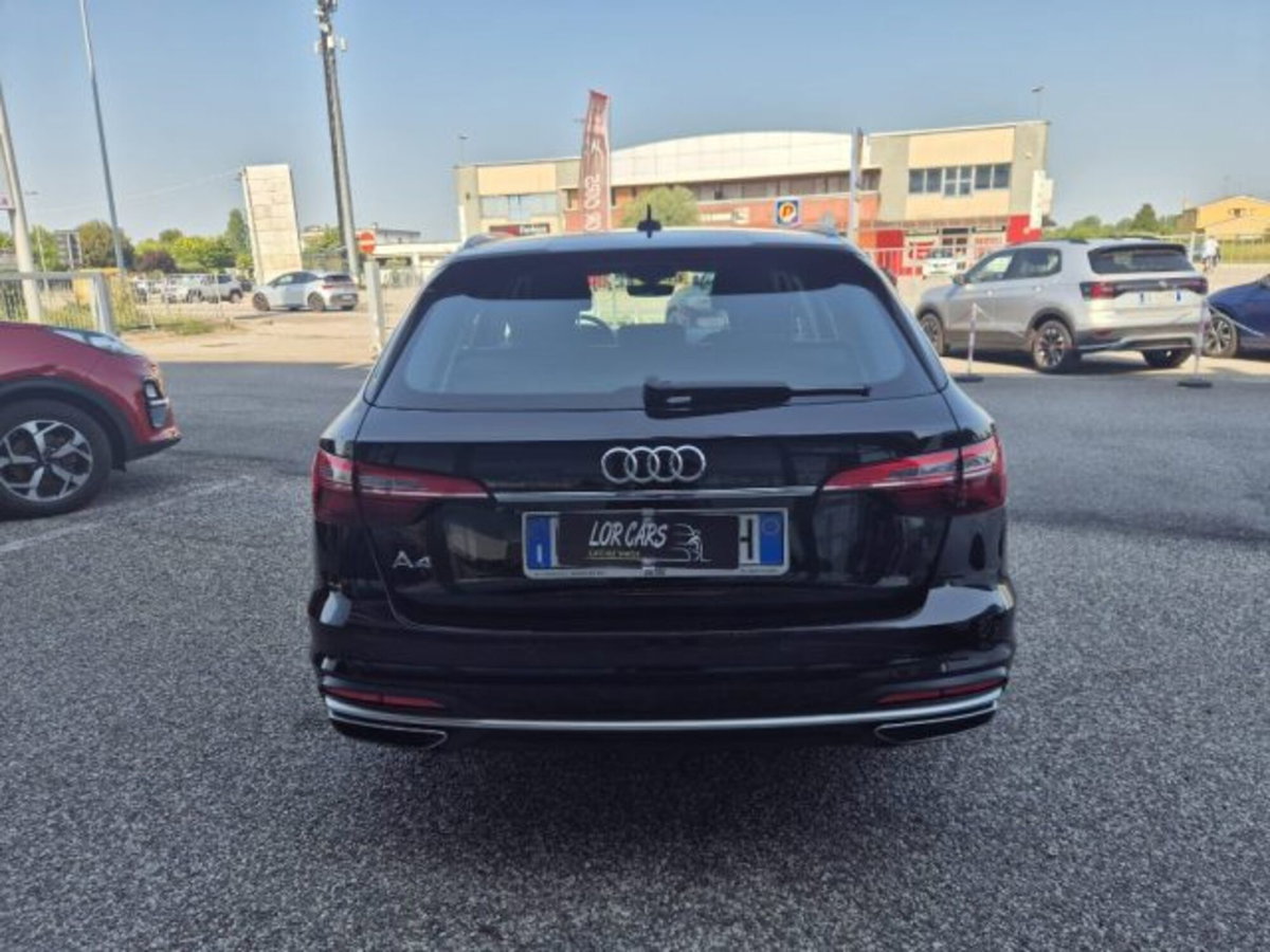 Audi A4 Avant 30 TDI/136 CV S tronic Business Advanced (6)