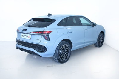 Audi Q3 Sportback 2.0 tfsi S line edition quattro 204cv s-tronic (4)