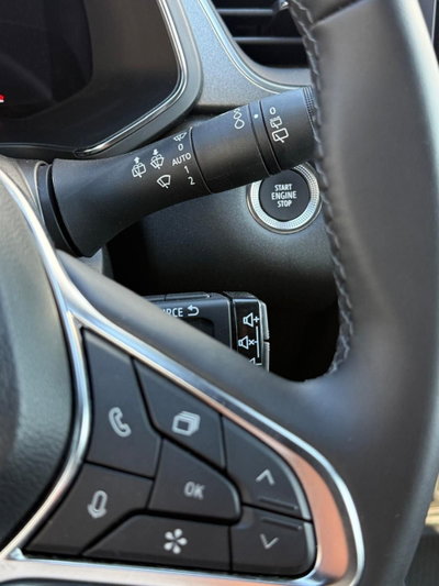 Renault Captur 1.0 eco-g Techno 100cv (12)