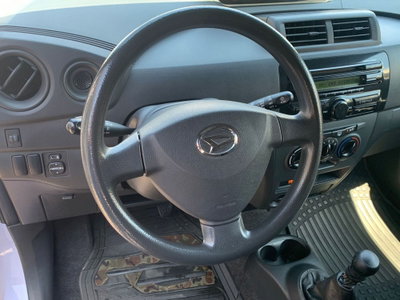 Daihatsu Materia 1.3 Hiro (10)