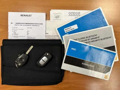 Renault Wind 1.2 TCE 100CV Blizzard (13)