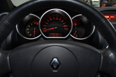 Renault Wind 1.2 TCE 100CV Blizzard (17)