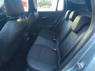 Jeep Avenger 1.2 turbo Altitude fwd 100cv (10)