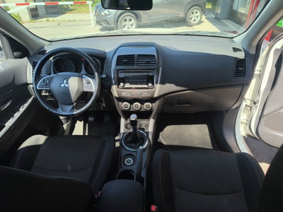 Mitsubishi ASX 1.8 DI-D 150 CV 4WD Intense ClearTec Panoramic (10)