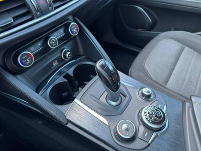 Alfa Romeo Stelvio 2.2 t Intensa rwd 160cv auto (12)