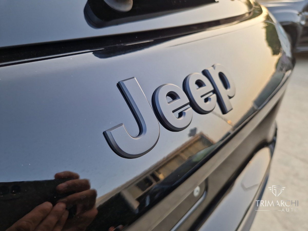 Jeep Avenger 1.2 turbo e-hybrid mhev Black Edition fwd 110cv edct6 (17)
