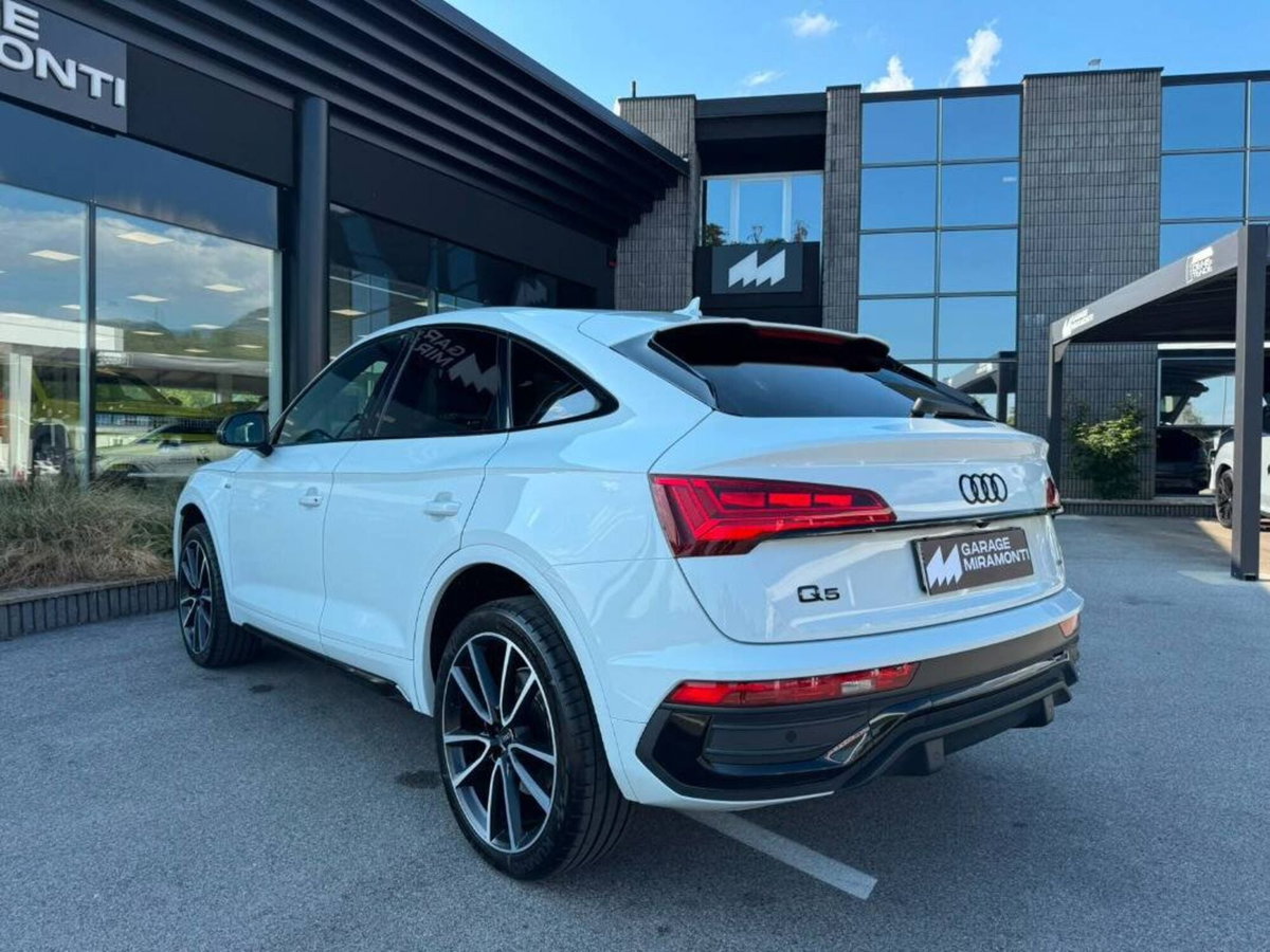Audi Q5 Sportback Sportback 40 2.0 tdi mhev 12V quattro s-tronic (4)