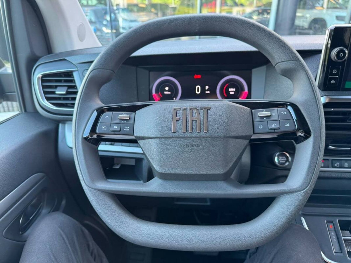 Fiat Ulysse 2.2 MJT Emotion (8)