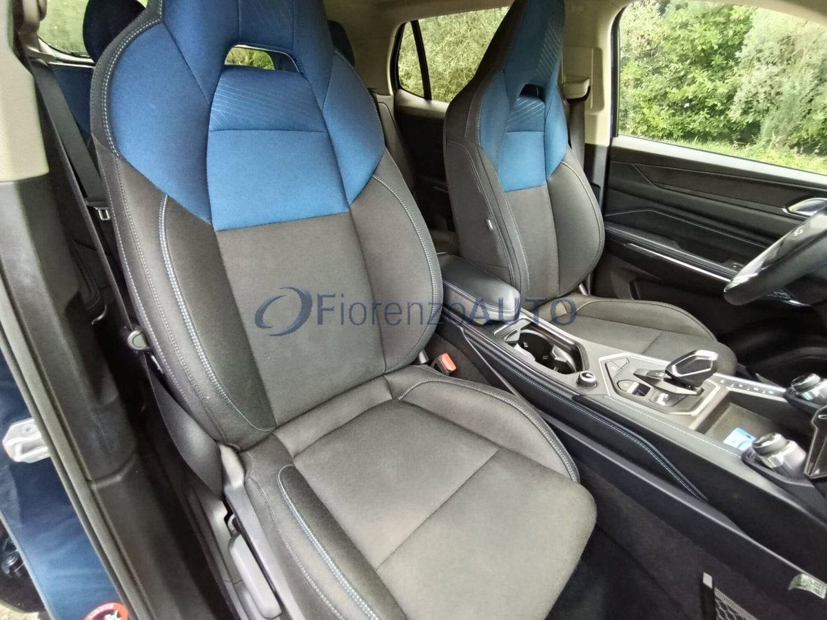 Lynk & Co 01 01 1.5 td phev (15)