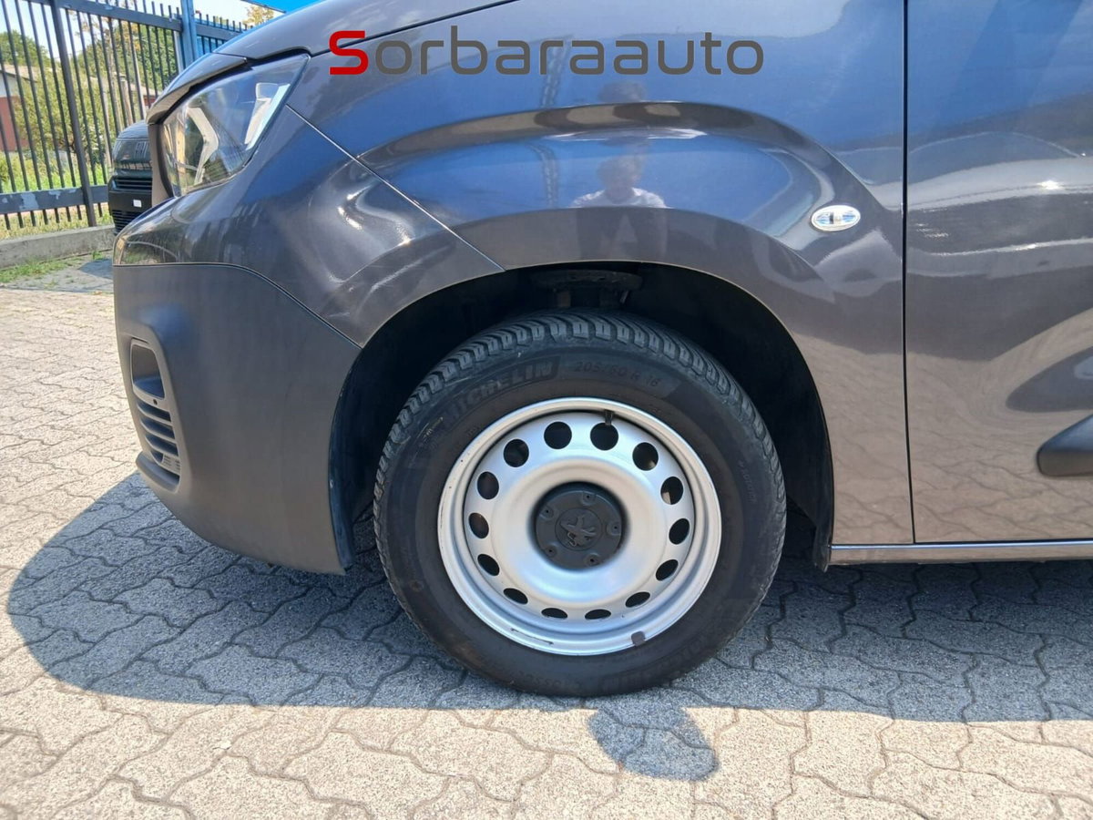 Peugeot Partner Furgone M 1.5 diesel 130cv S&S (10)