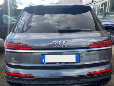 Audi Q7 50 TDI quattro tiptronic Sport (3)