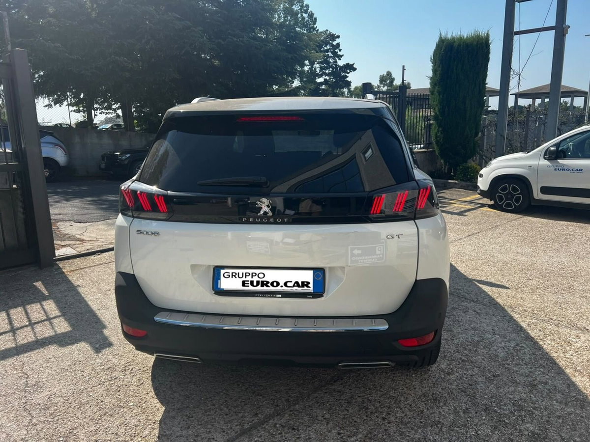 Peugeot 5008 BlueHDi 130 S&S EAT8 GT Pack (5)