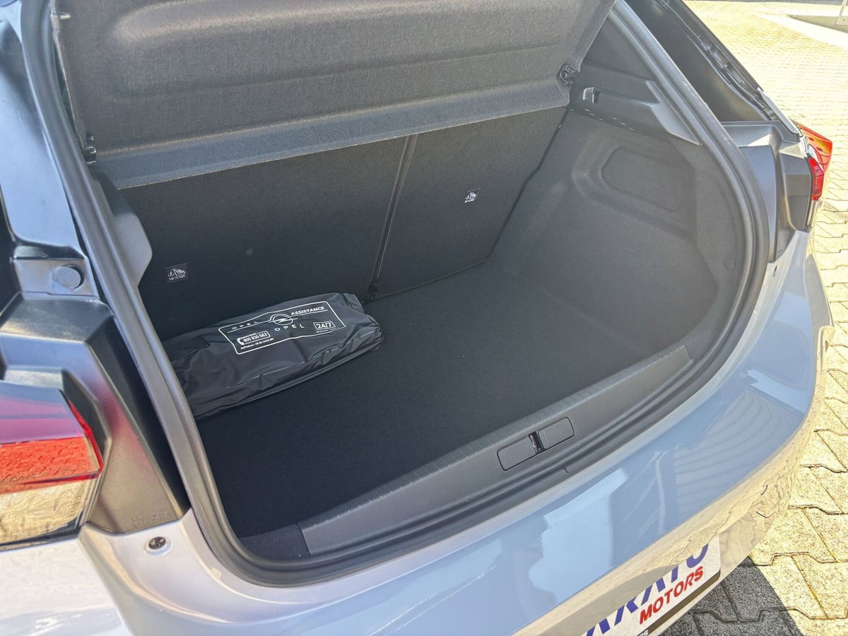 Opel Corsa 1.2 Yes s&s 100cv (7)