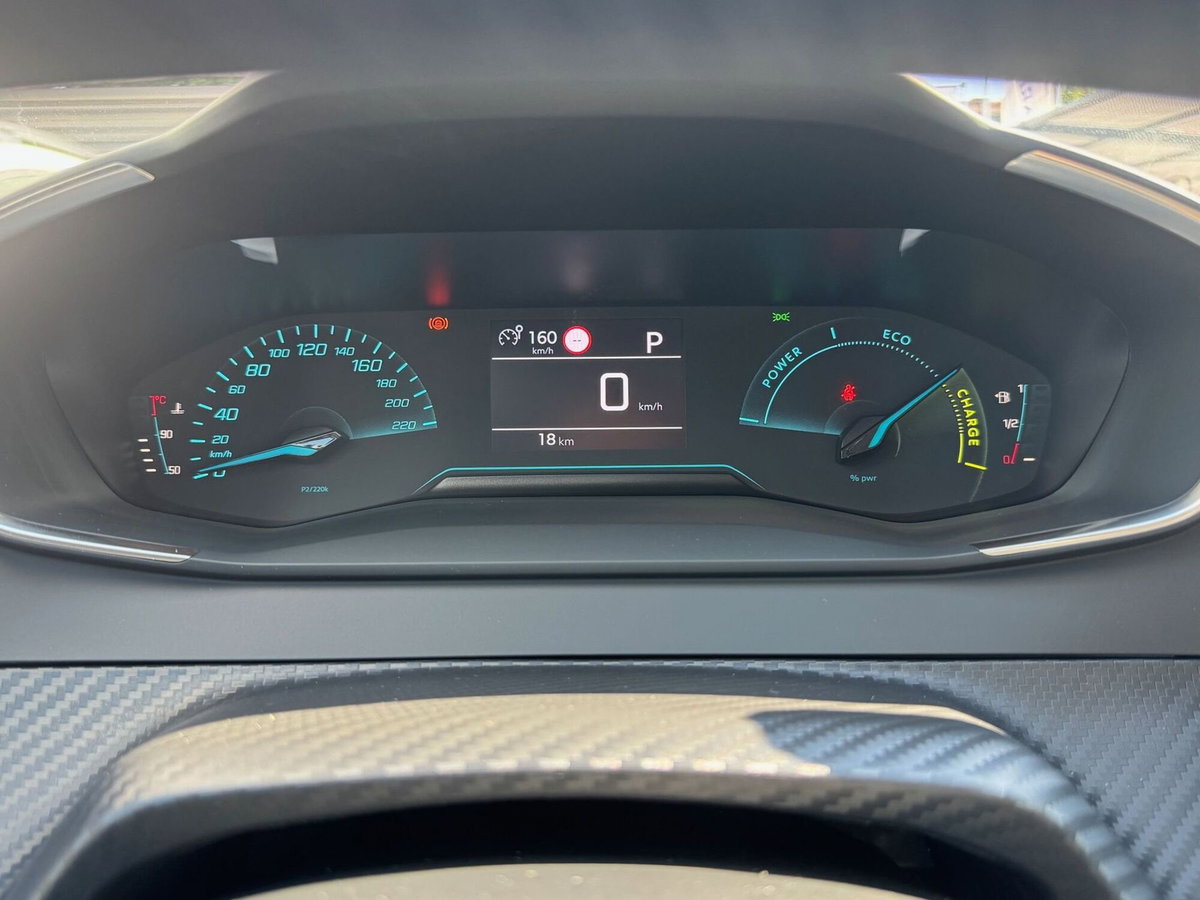 Peugeot 208 Turbo 110 S&S 5 porte Allure (8)