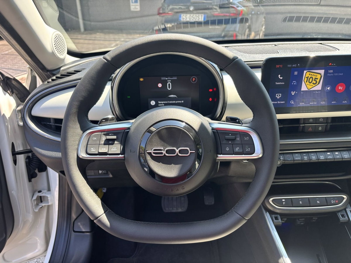 Fiat 600 1.2 hybrid La Prima 110cv auto (12)
