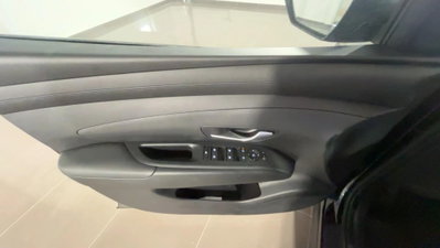 Hyundai Tucson 1.6 crdi 48V Exellence 2wd dct (17)