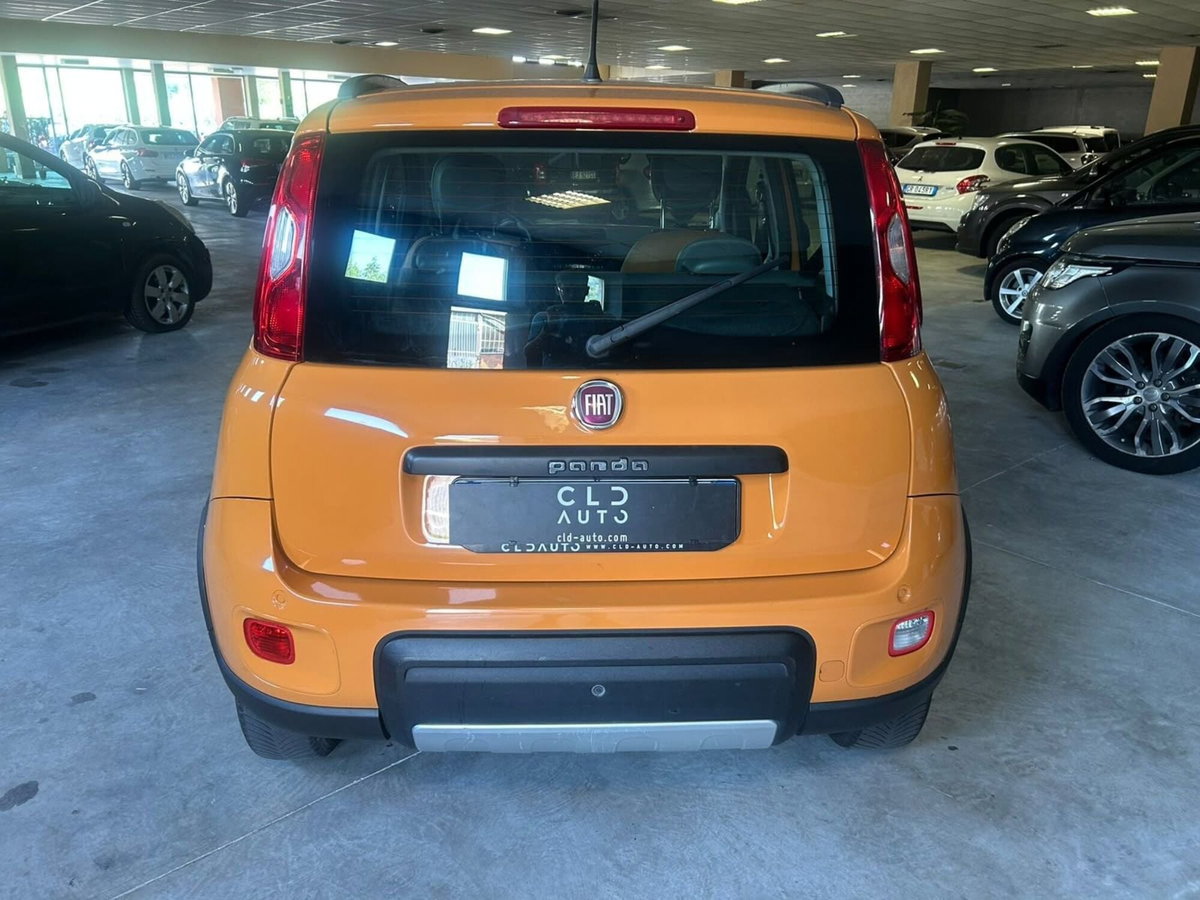 Fiat Panda 1.3 MJT 16V DPF 4x4 Climbing (4)