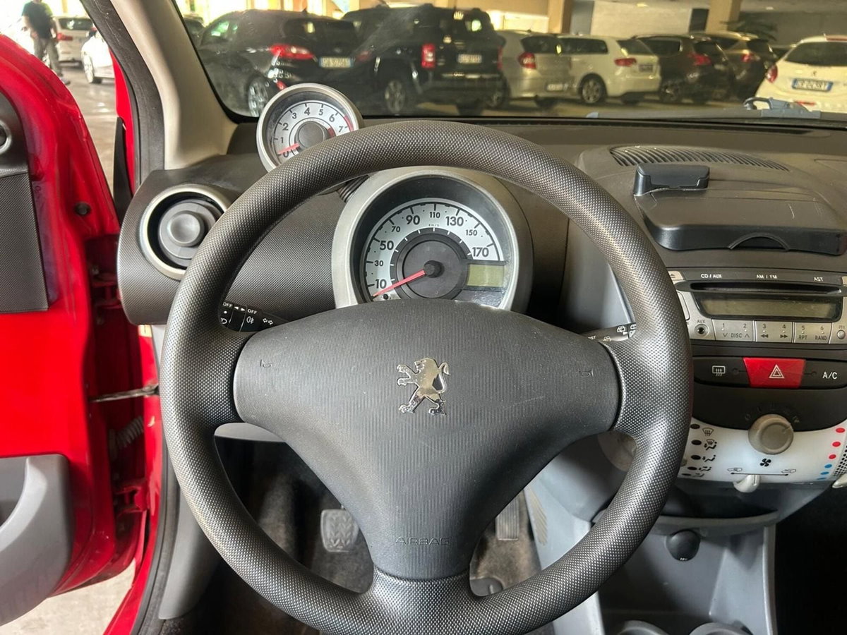 Peugeot 107 68CV 3p. Desir (9)