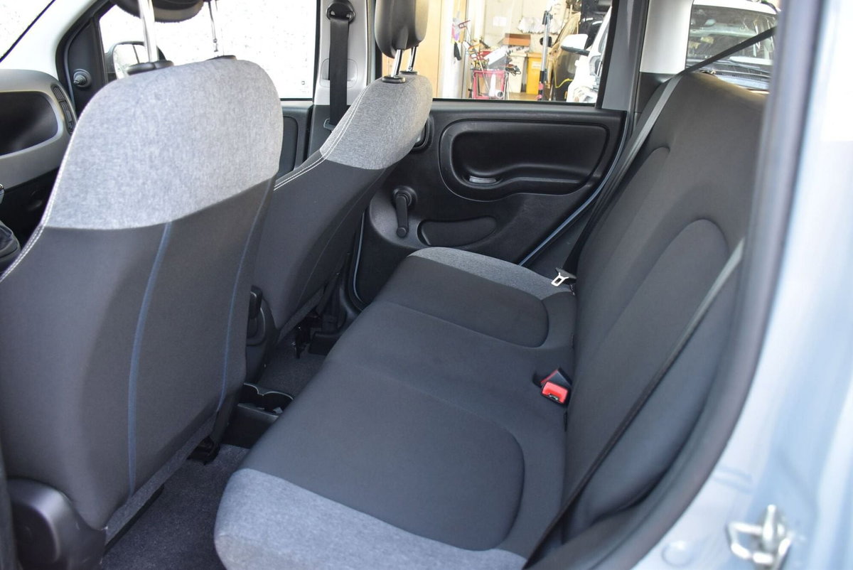 Fiat Panda 1.0 FireFly S&S Hybrid City Cross (10)