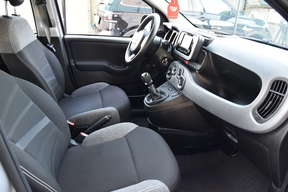 Fiat Panda 1.0 FireFly S&S Hybrid City Cross (14)
