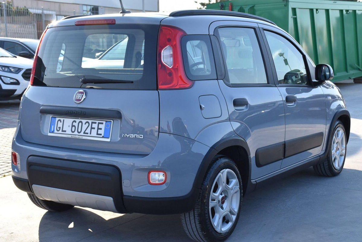 Fiat Panda 1.0 FireFly S&S Hybrid City Cross (4)