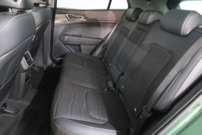 Kia Sportage 1.6 tgdi phev Business awd auto (11)