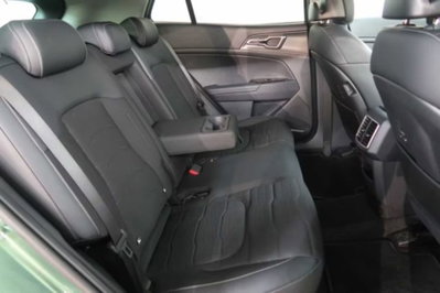 Kia Sportage 1.6 tgdi phev Business awd auto (12)
