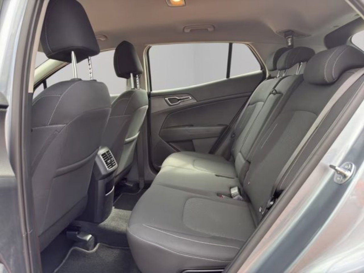 Kia Sportage 1.6 TGDi MHEV Style (12)