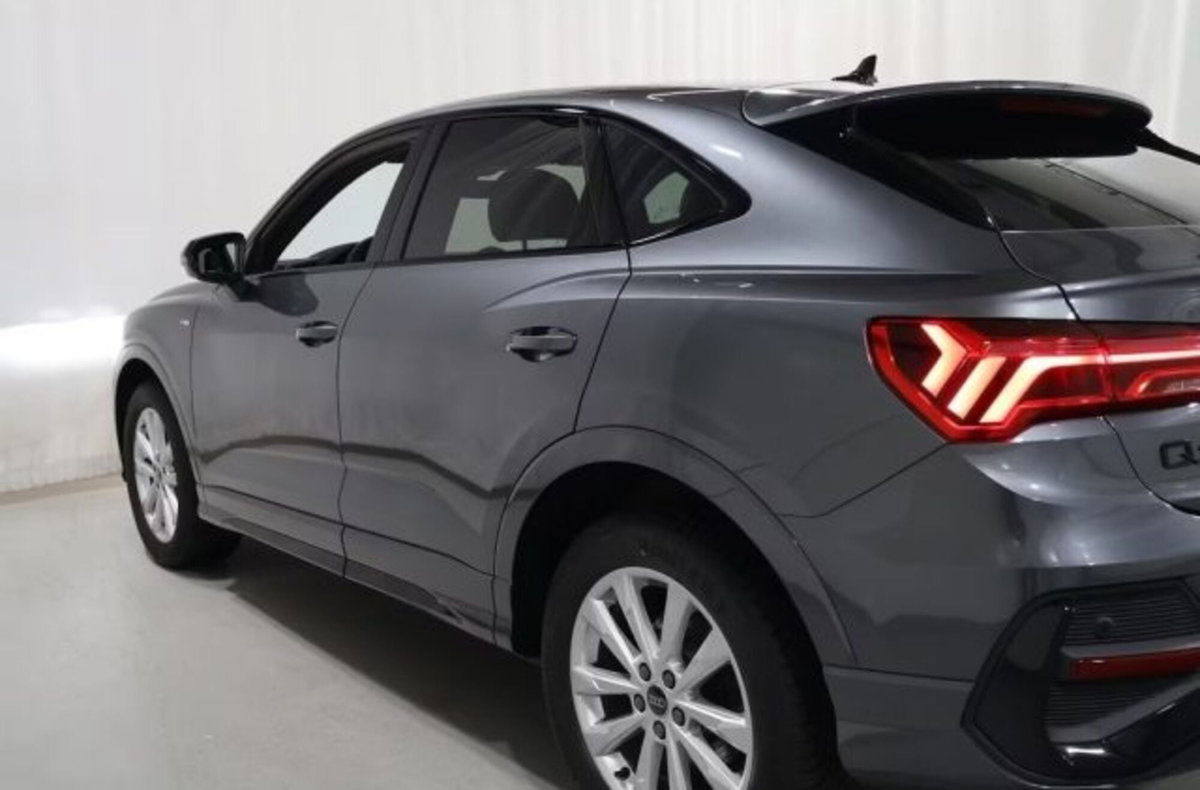 Audi Q3 Sportback 35 TDI quattro S tronic S line edition (13)