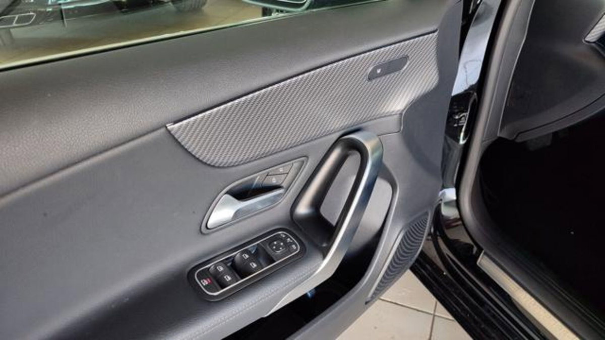 Mercedes-Benz Classe A 180 d Progressive Advanced Plus auto (13)