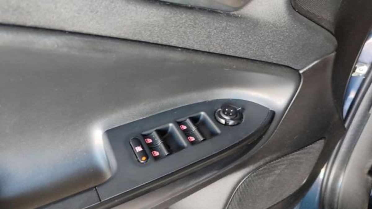 Alfa Romeo Giulietta 1.6 JTDm Giulietta 120cv tct (13)