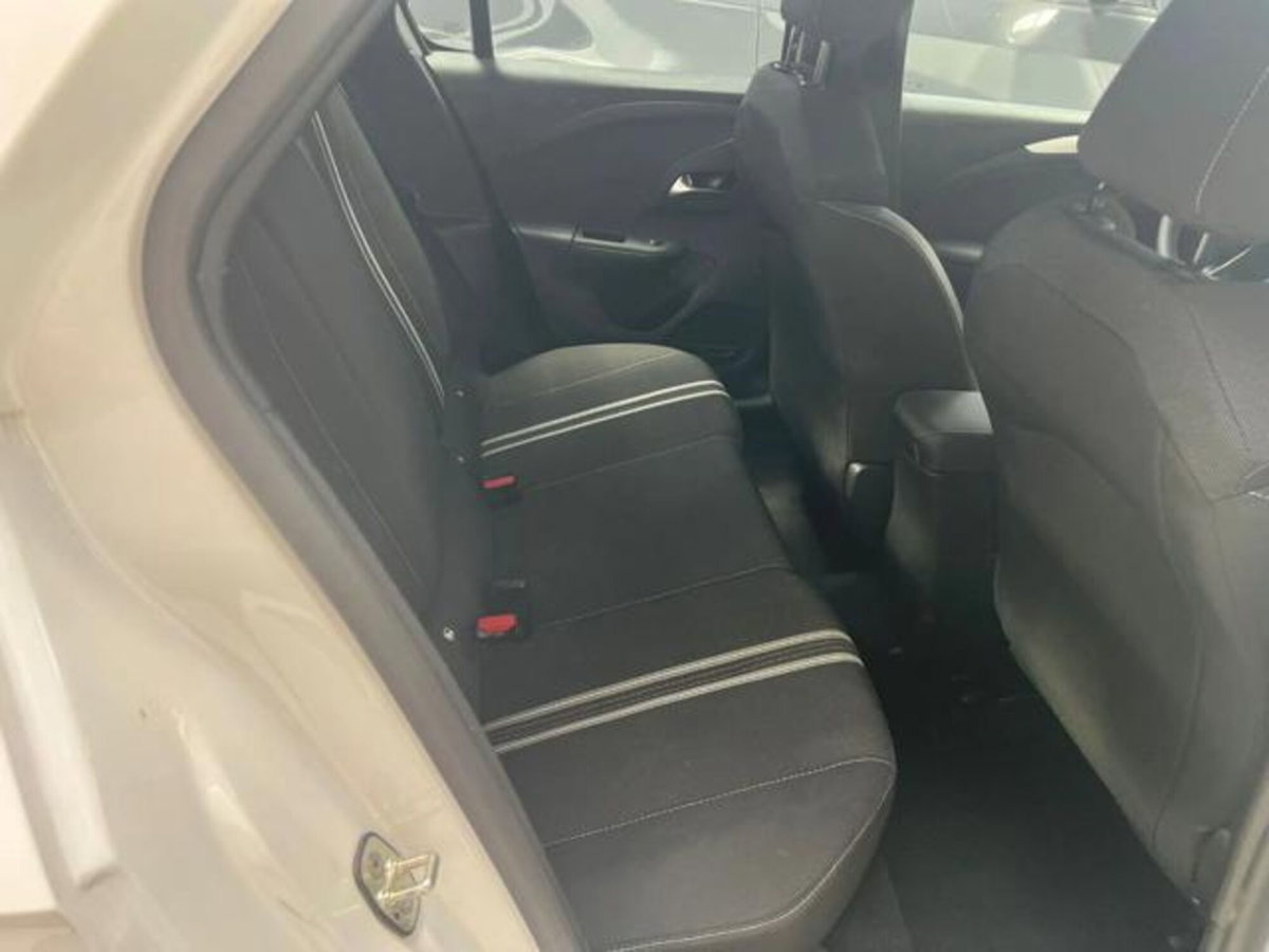 Opel Corsa 1.2 hybrid GS 100cv dct6 (9)