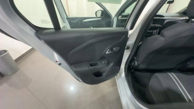 Opel Corsa 1.2 100 CV GS Line (10)
