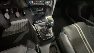 Opel Corsa 1.2 100 CV GS Line (14)