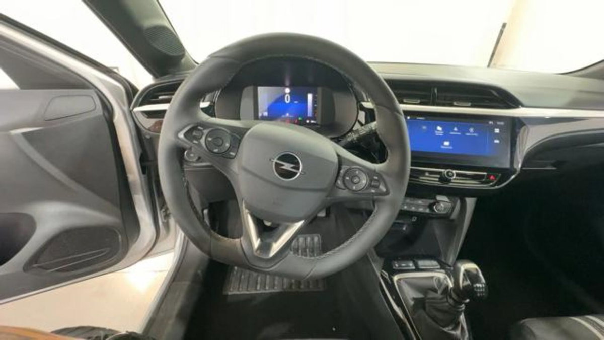 Opel Corsa 1.2 100 CV GS Line (16)