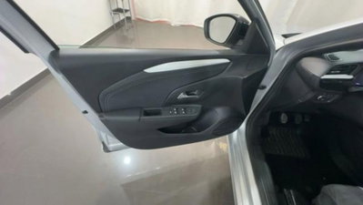 Opel Corsa 1.2 100 CV GS Line (8)