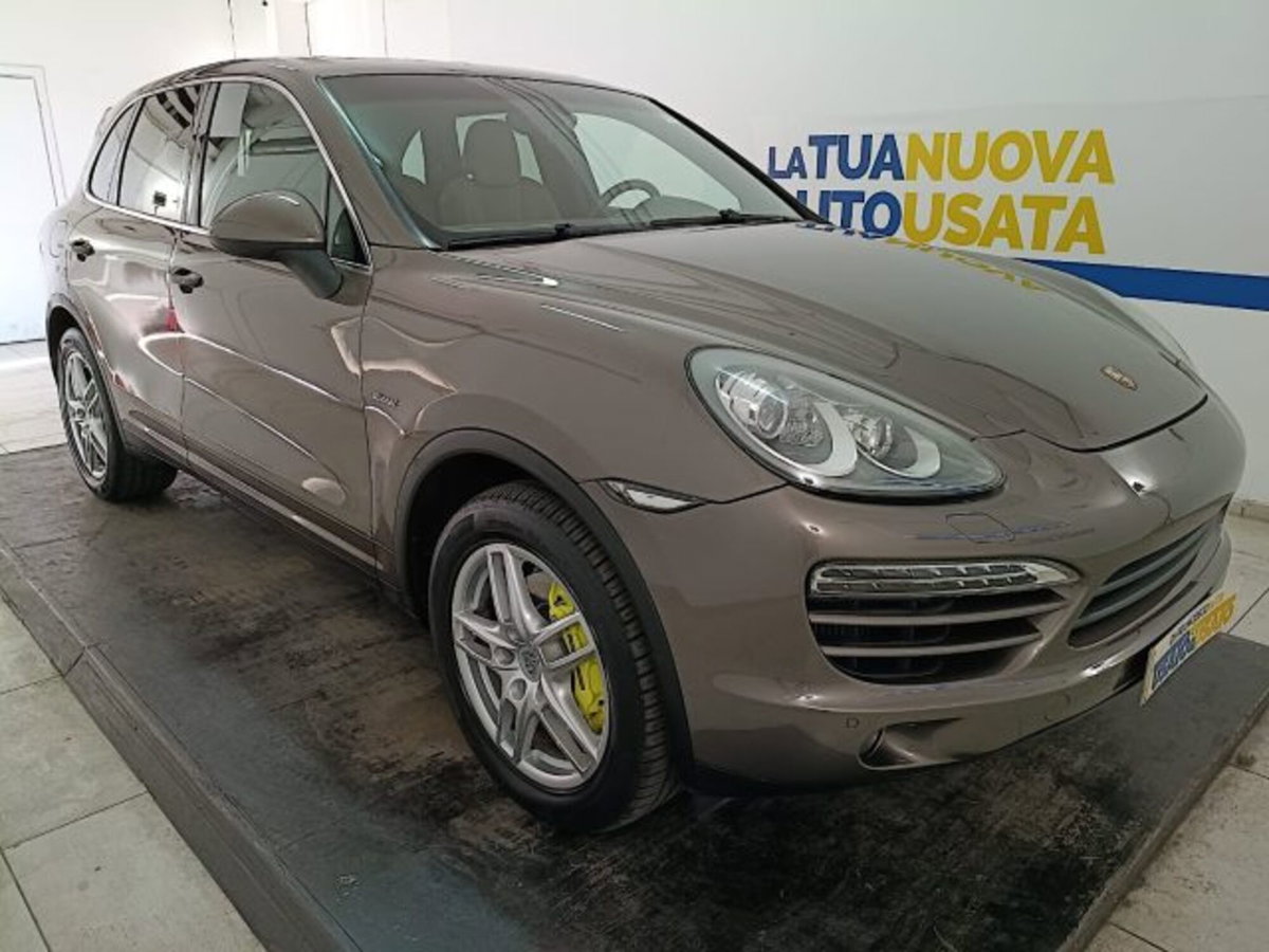 Porsche Cayenne 3.0 Diesel (2)