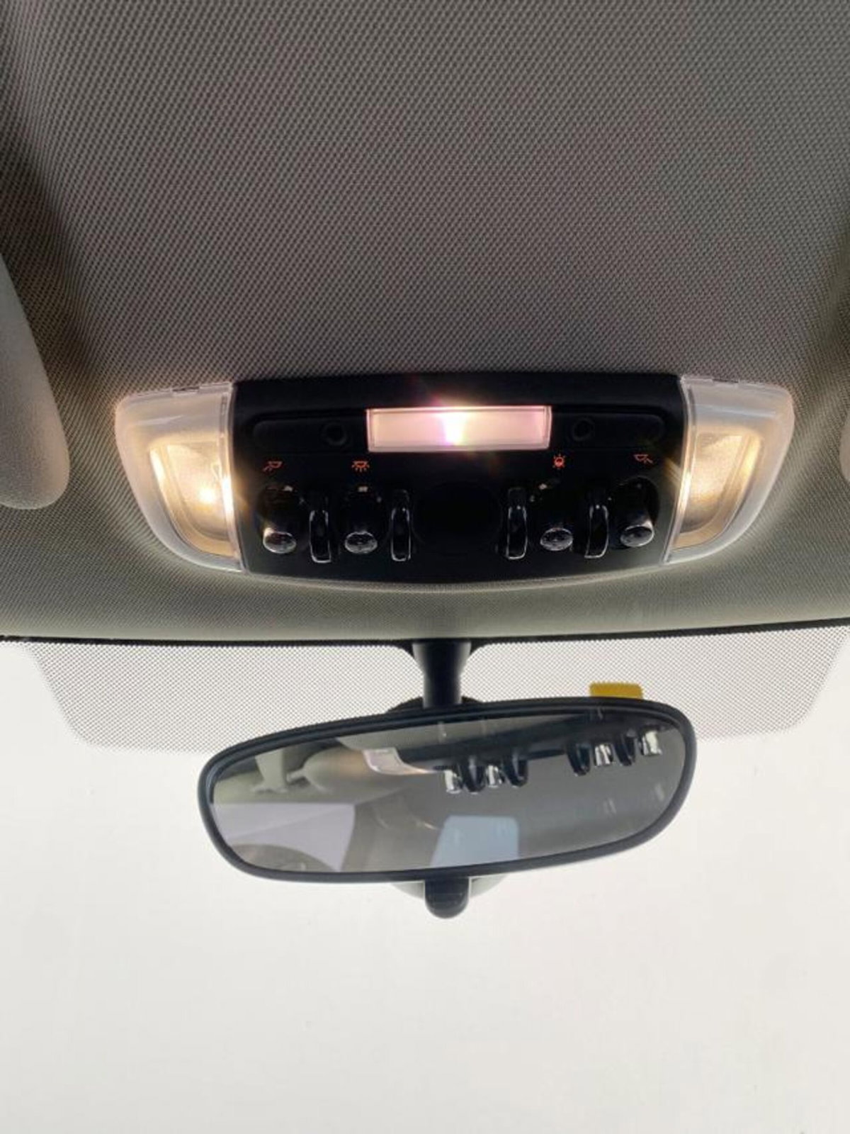 MINI Mini 1.5 One Essential (20)