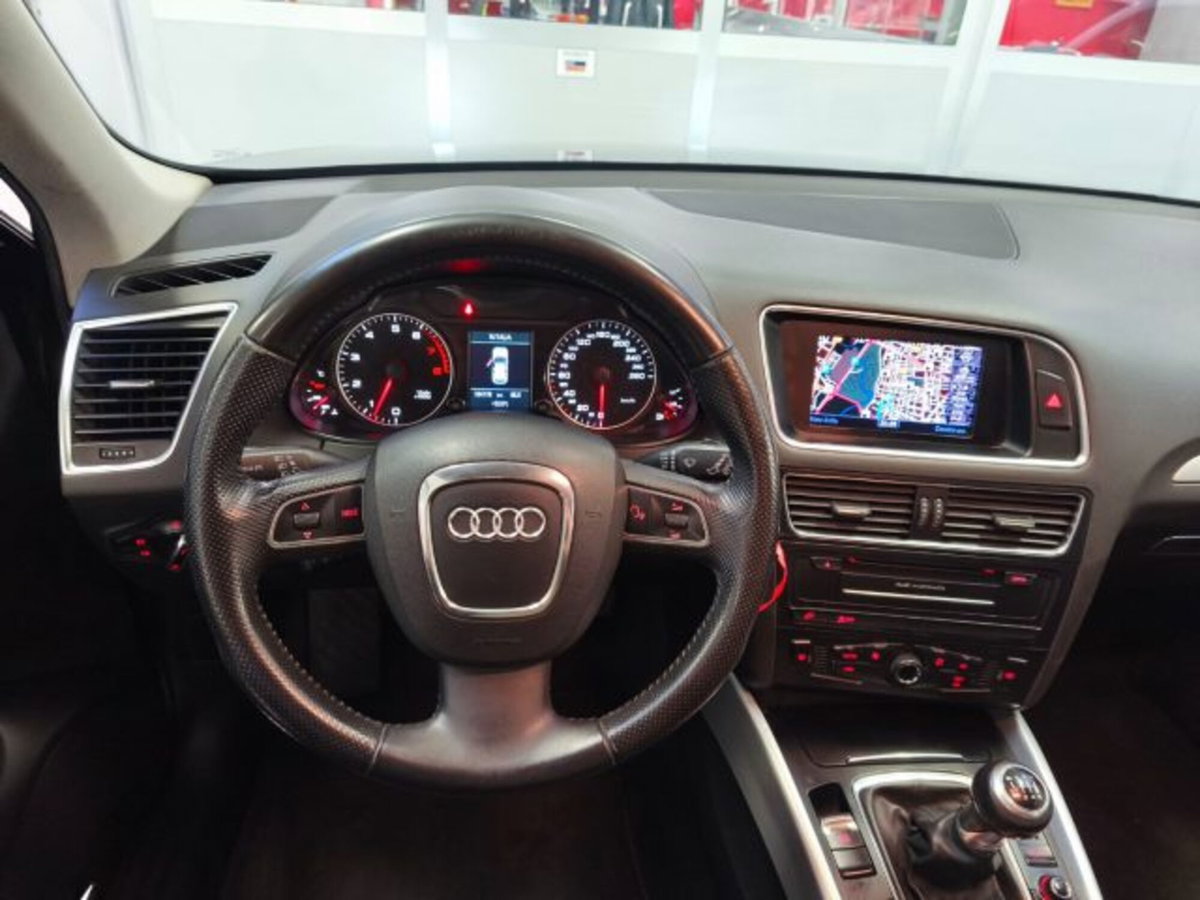 Audi Q5 2.0 TFSI 180 CV quattro (14)