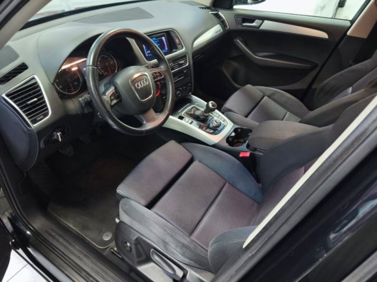 Audi Q5 2.0 TFSI 180 CV quattro (8)