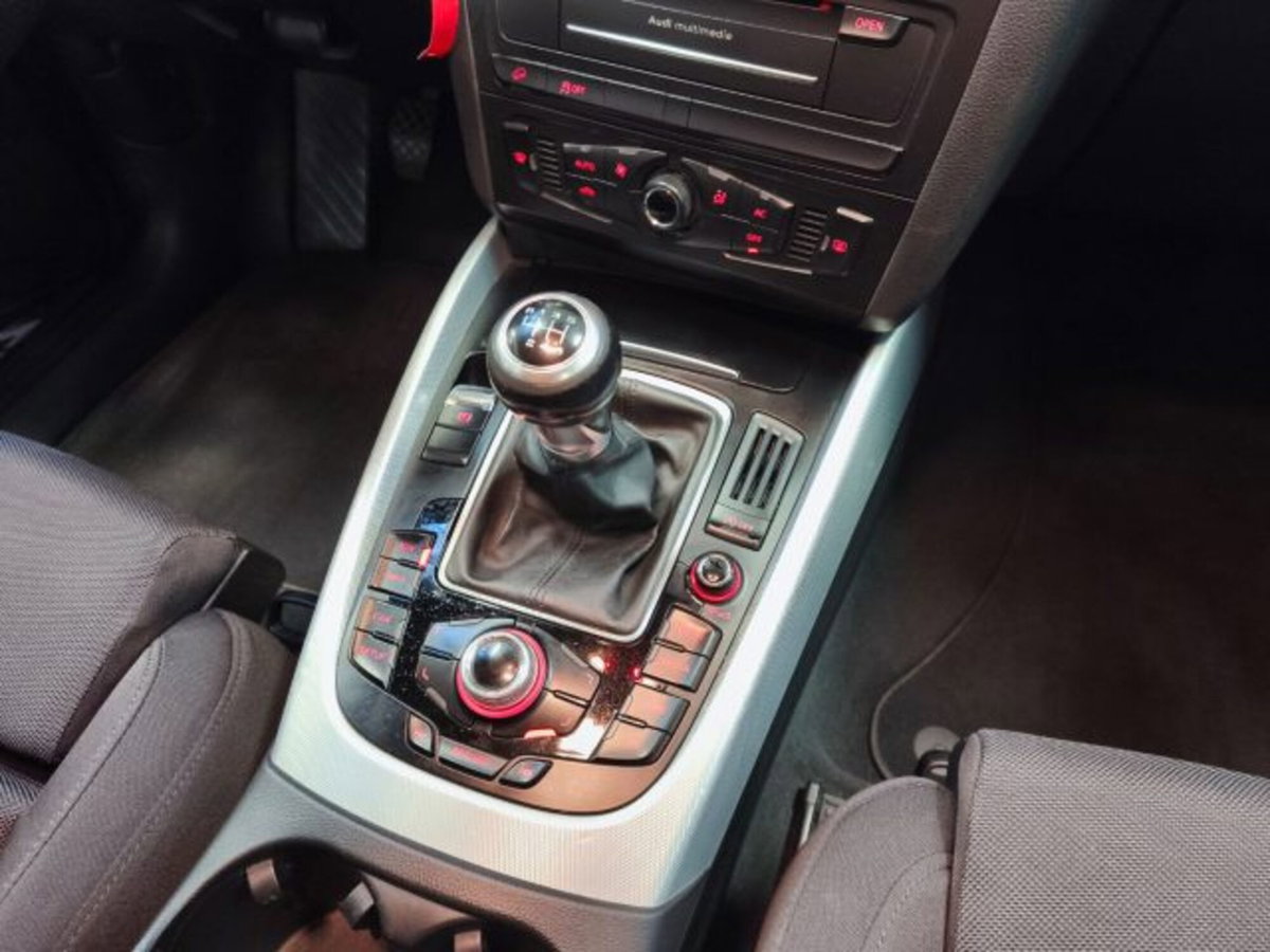 Audi Q5 2.0 TFSI 180 CV quattro (9)
