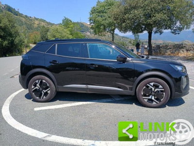Peugeot 2008 PureTech 100 S&S Allure (4)