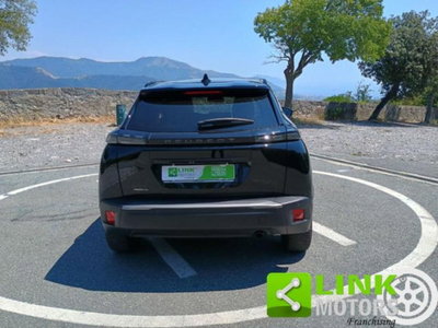 Peugeot 2008 PureTech 100 S&S Allure (8)