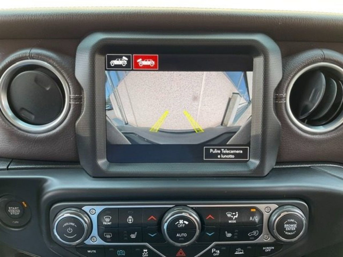 Jeep Wrangler Unlimited 2.0 atx phev Sahara 4xe auto (18)