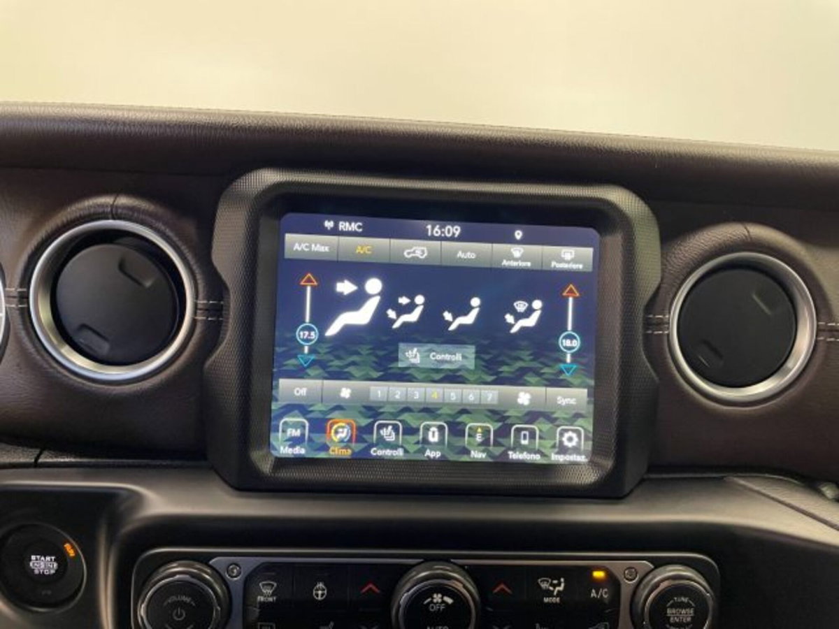 Jeep Wrangler Unlimited 2.0 atx phev Sahara 4xe auto (19)